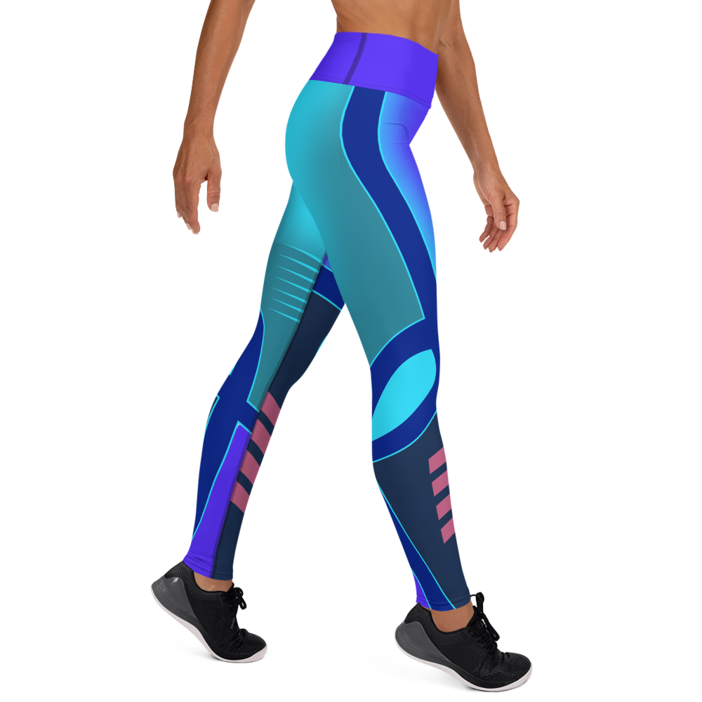 Model wearing Geometric Blue Ankle Leggings – Fitness Apparel